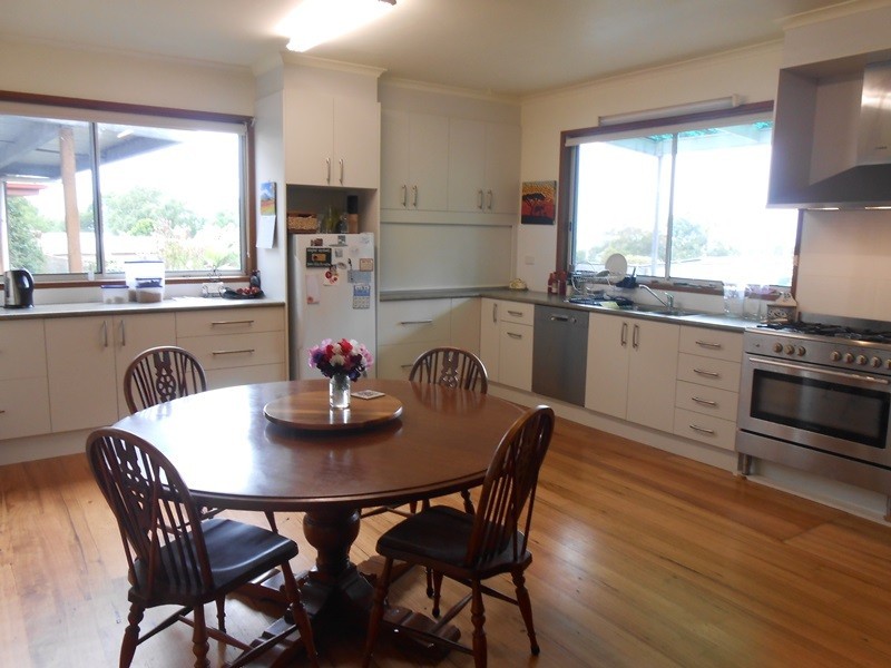 34 Welshpool Road, Toora VIC 3962