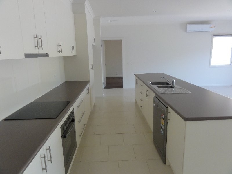 1/94 Station Road, Foster VIC 3960