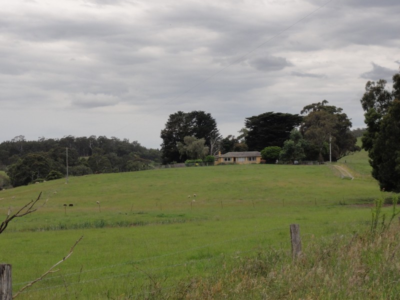 39 McAlpine Rd, Carrajung VIC 3844