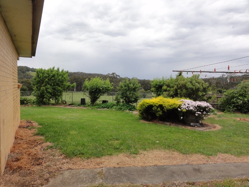 39 McAlpine Rd, Carrajung VIC 3844