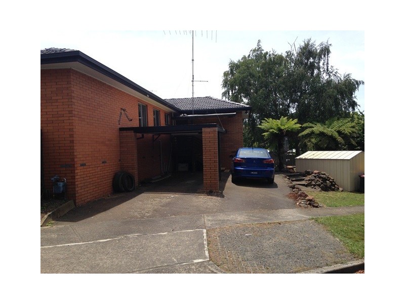 16 Sinclair Street, Warragul VIC 3820