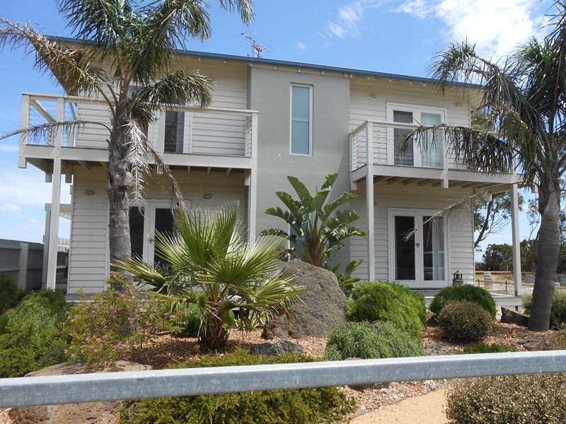 95 Grevillia Street, Walkerville VIC 3956