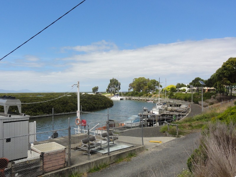 3 Fishermans Way, Port Franklin VIC 3964