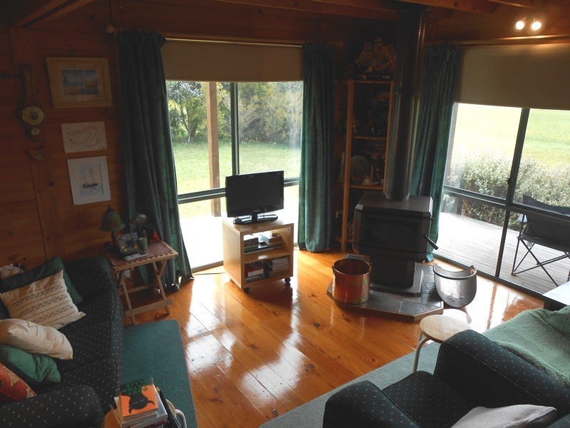 2 McLeod Rd, Waratah Bay VIC 3959