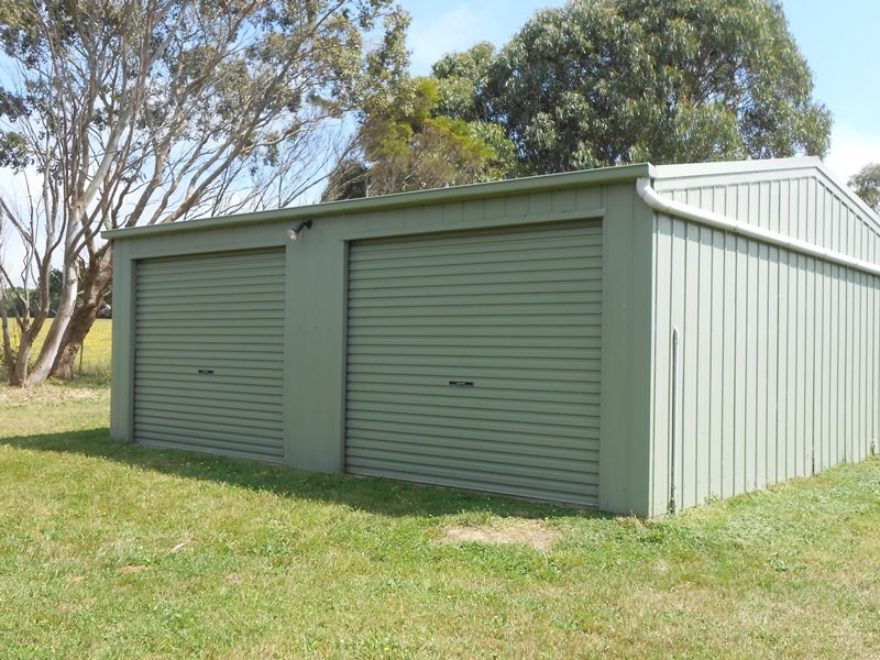 2 McLeod Rd, Waratah Bay VIC 3959