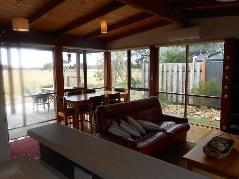 23 Ash Avenue, Sandy Point VIC 3959