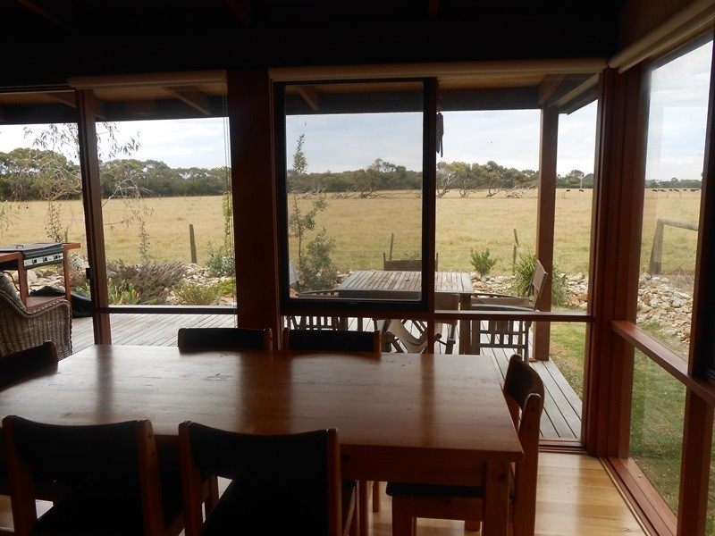 23 Ash Avenue, Sandy Point VIC 3959