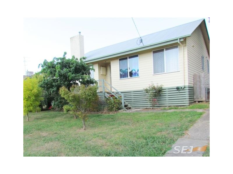 16 Western Park Drive, Warragul VIC 3820