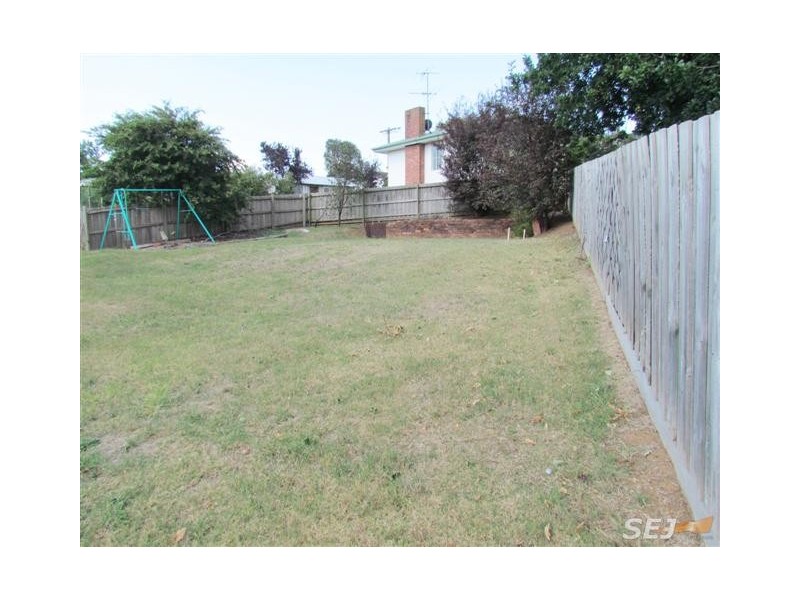 16 Western Park Drive, Warragul VIC 3820