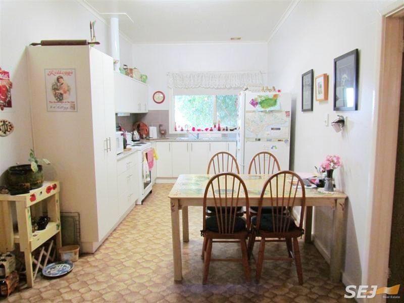 2024 Willow Grove Road, Willow Grove VIC 3825