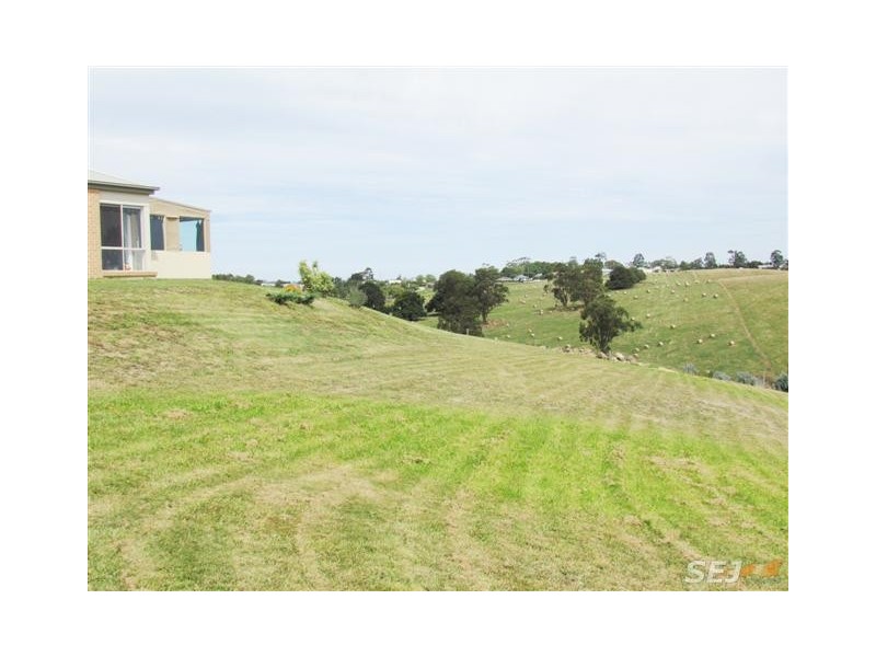 51 Betula Drive, Poowong VIC 3988