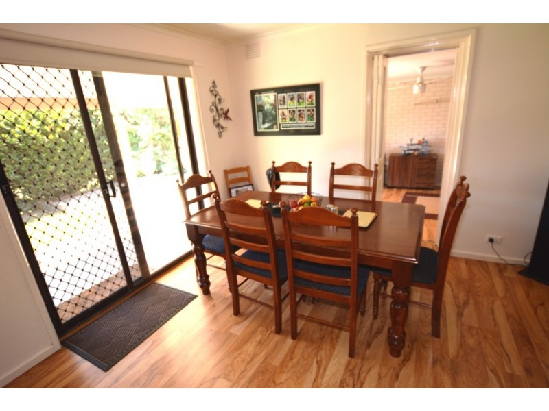 2 Sawyer Street, Leongatha VIC 3953