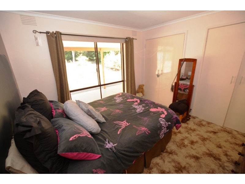 2 Sawyer Street, Leongatha VIC 3953