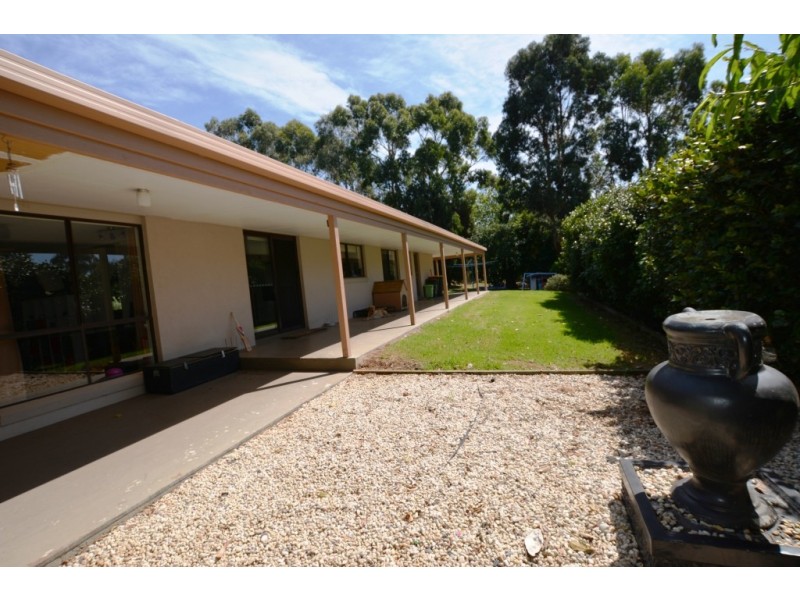 2 Sawyer Street, Leongatha VIC 3953