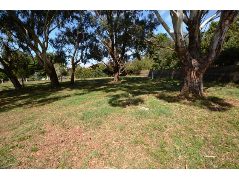 2 Sawyer Street, Leongatha VIC 3953