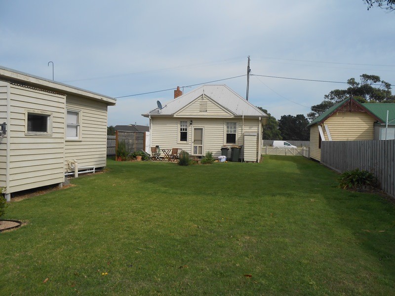 1 Stratton Street, Port Welshpool VIC 3965