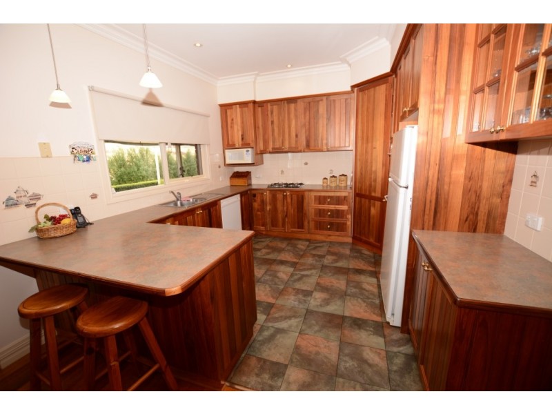 995 CANAVANS Rd, Mount Eccles VIC 3953