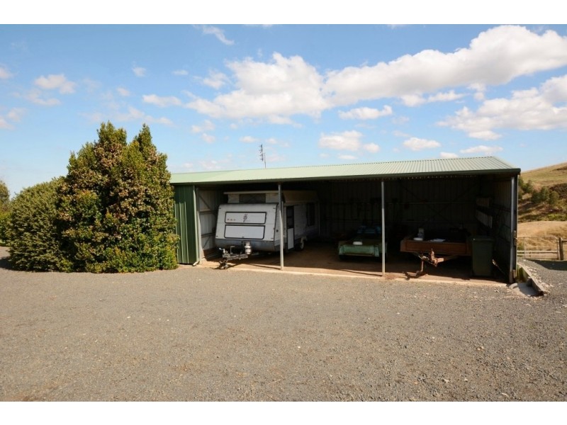 995 CANAVANS Rd, Mount Eccles VIC 3953