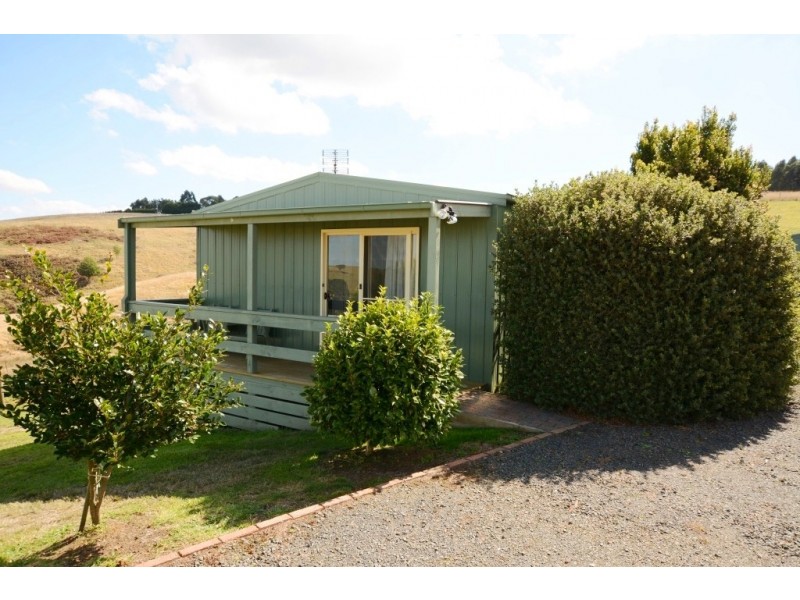 995 CANAVANS Rd, Mount Eccles VIC 3953