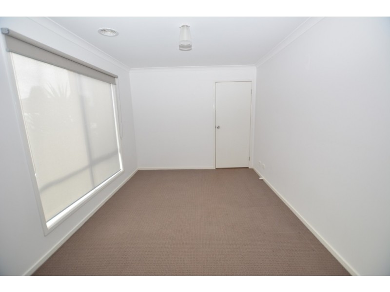 28 Parkside Close, Leongatha VIC 3953