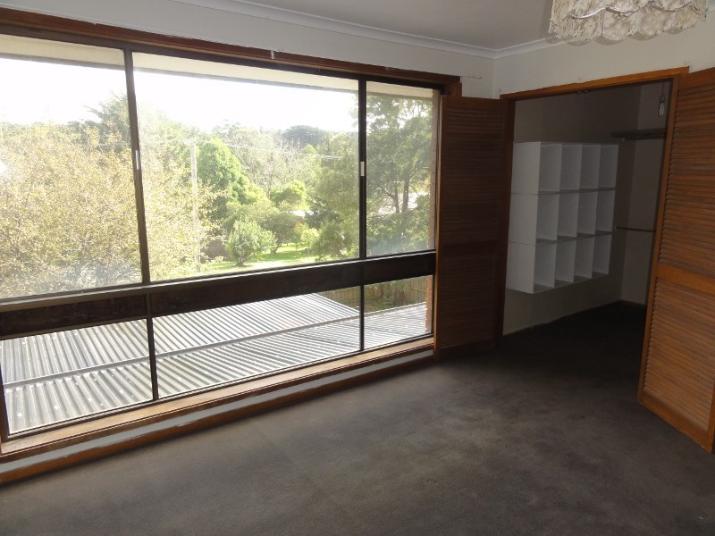 17 Gibb Street, Foster VIC 3960