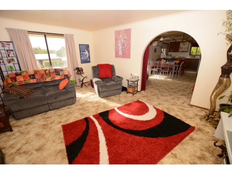 69 McKitterick St, Meeniyan VIC 3956