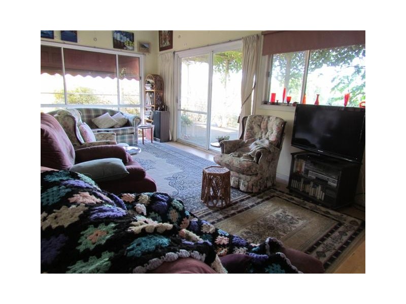 2024 Willow Grove Road, Willow Grove VIC 3825