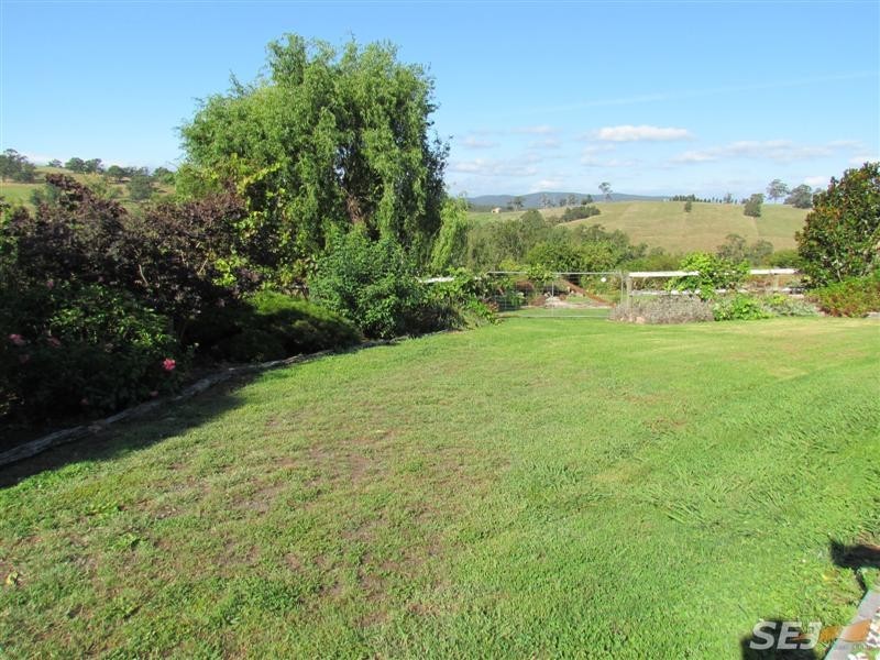 2024 Willow Grove Road, Willow Grove VIC 3825