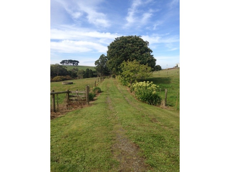 51 Sheffield Road, Neerim South VIC 3831