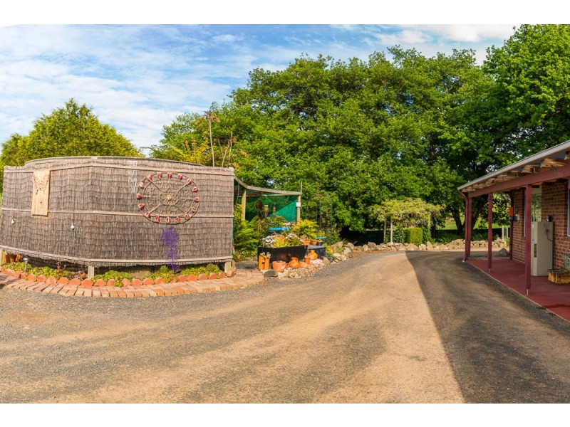 185 Amiets Rd, Wild Dog Valley VIC 3953