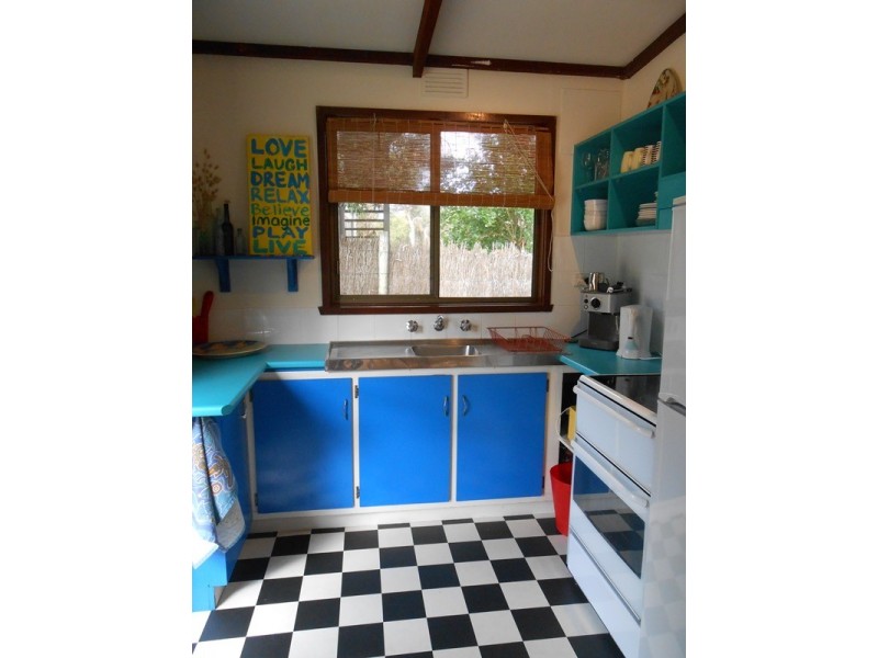 32 Sandy Point Road, Sandy Point VIC 3959