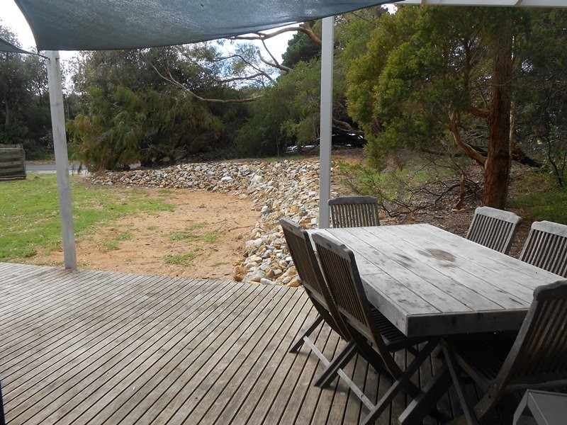 32 Sandy Point Road, Sandy Point VIC 3959