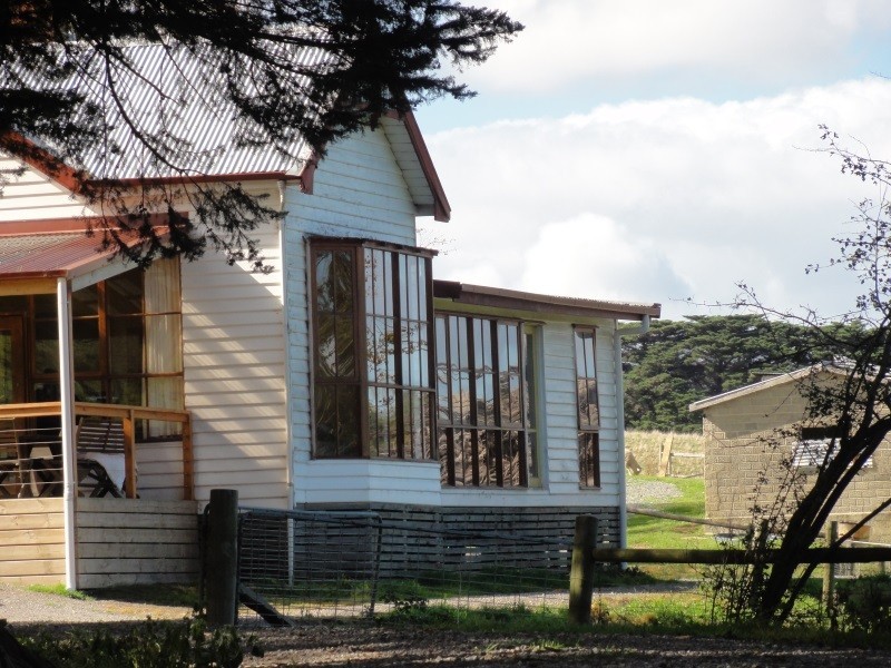 80 Agnes River Rd, Welshpool VIC 3966