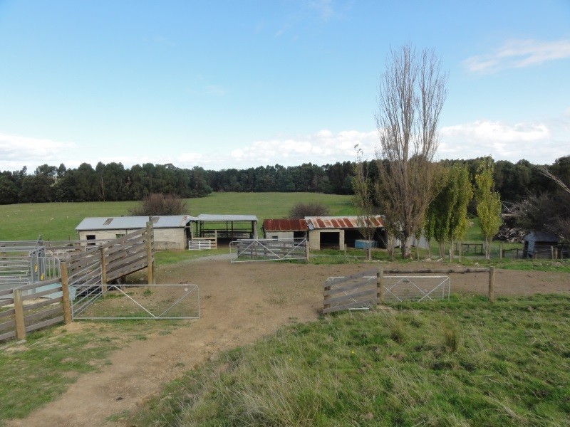 80 Agnes River Rd, Welshpool VIC 3966