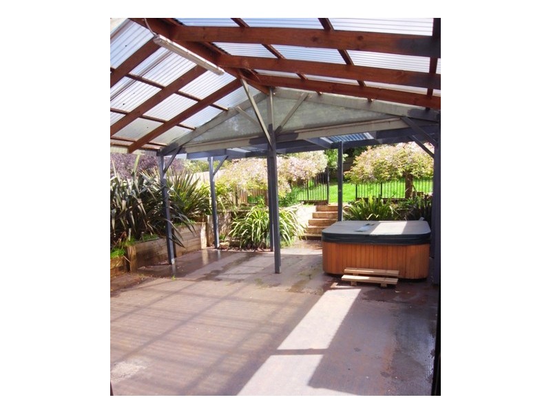 27 Lilleys Road, Warragul VIC 3820