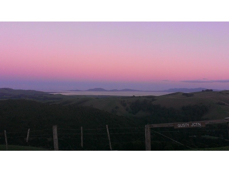 44 BEANHAMS ROAD, Foster VIC 3960