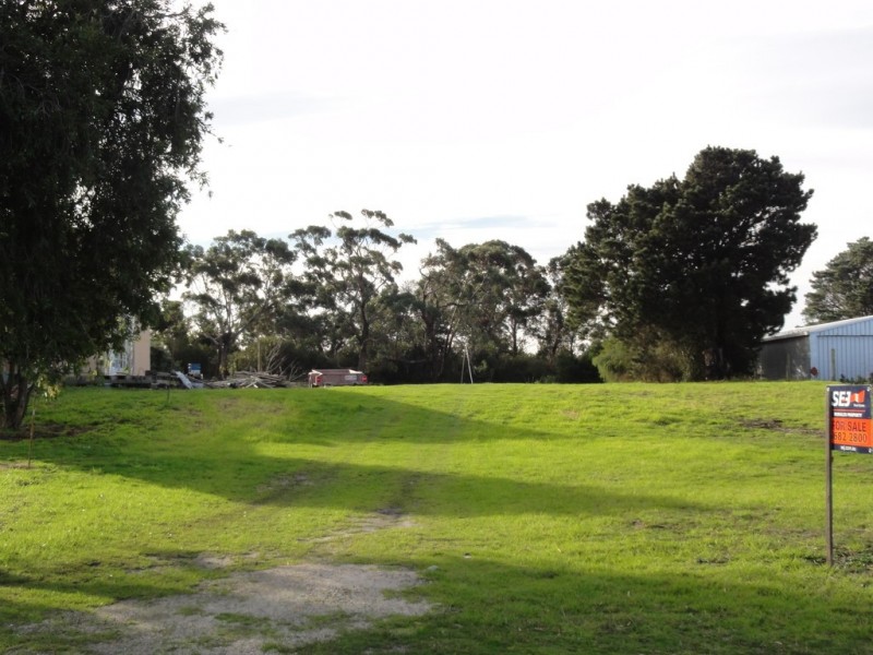 29-31 Ross St, Port Welshpool VIC 3965