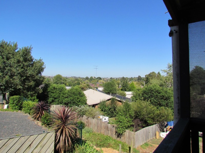 34 Henshall Street, Warragul VIC 3820