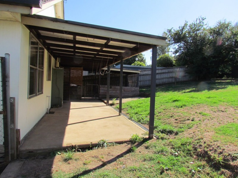 34 Henshall Street, Warragul VIC 3820