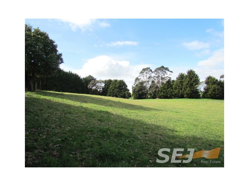 247 Lawrences RD, Trafalgar South VIC 3824