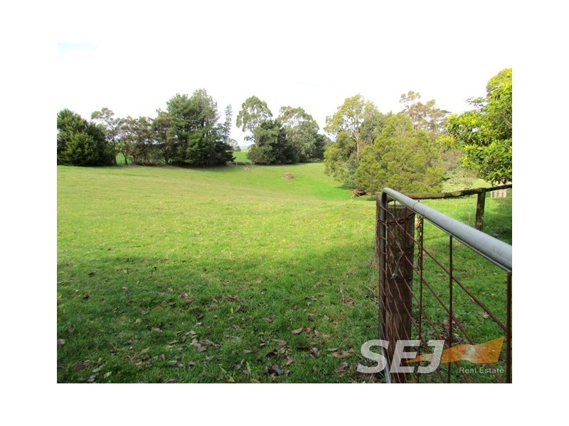 247 Lawrences RD, Trafalgar South VIC 3824