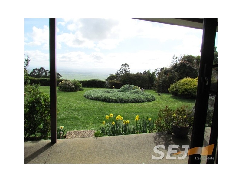 247 Lawrences RD, Trafalgar South VIC 3824