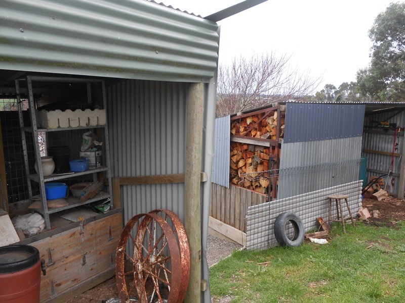 22 Old Waratah Road, Fish Creek VIC 3959