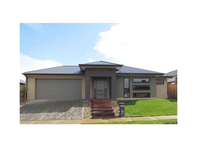 27 Skyline Drive, Warragul VIC 3820