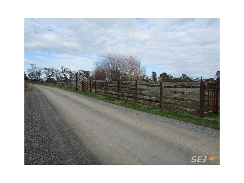 2965 Westernport Road, Drouin South VIC 3818