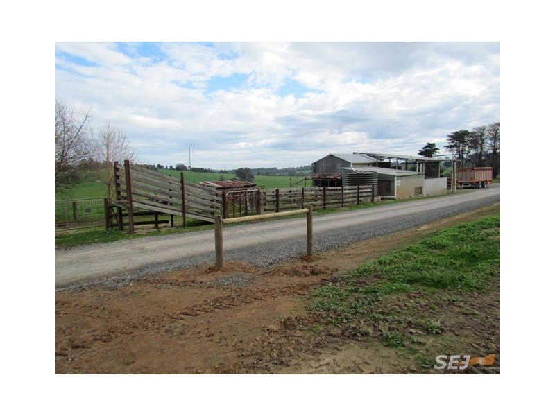 2965 Westernport Road, Drouin South VIC 3818