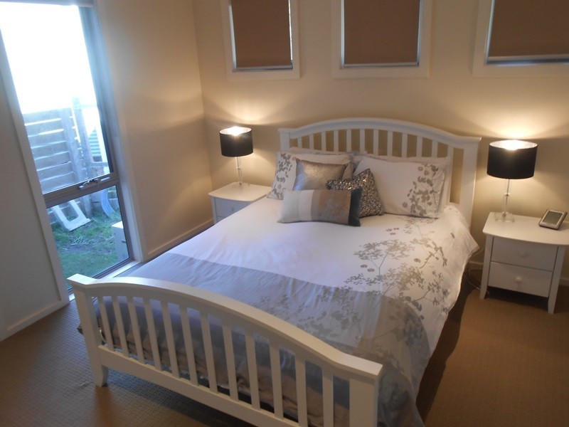 8 ANDERSON AVENUE, Sandy Point VIC 3959