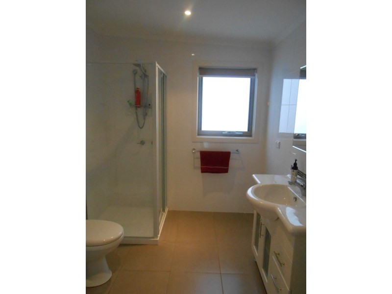 8 ANDERSON AVENUE, Sandy Point VIC 3959