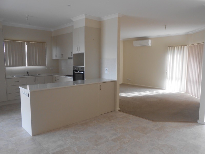10 VARNEY ROAD, Foster VIC 3960