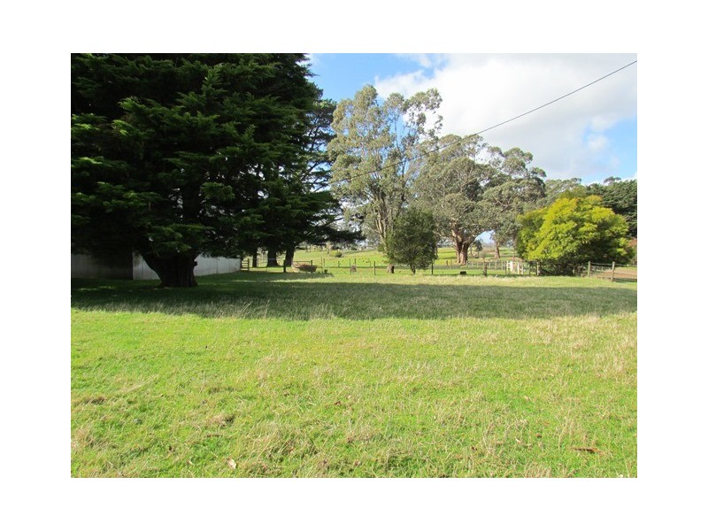 2106 McDonalds Track, Thorpdale VIC 3835